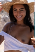 Desert Beauty: Katherinne #4 of 19